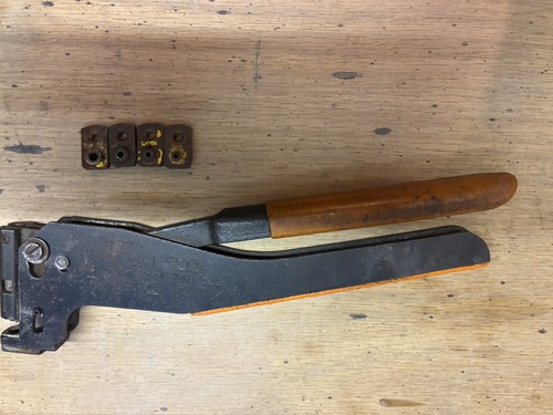 Aircraft tools avdel rivet - tools.,