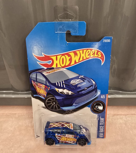 Hot wheels race team - hw,
