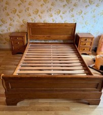 Willis & Gambier Sleigh King Size Bed Frame & 2 Bedside Tables