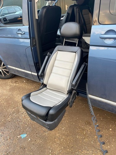 Turny electric leather seat - electric,