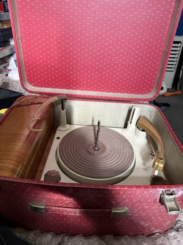 Vintage record player case - vintage,