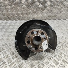 TOYOTA COROLLA Estate E21 Rear Right Wheel Hub 42304-02210 32738373