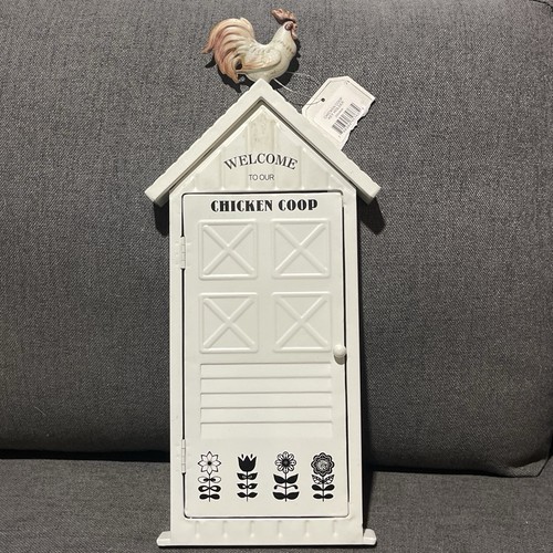 White metal farmhouse - metal, chicken