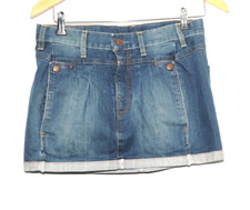 WOMEN'S LEVI STRAUSS JEANS MINI SKIRT SIZE 30'' WAIST BLUE