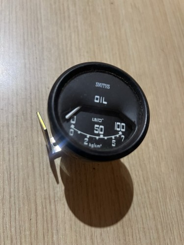 Smiths oil guage very good - oil,