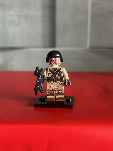 Zombie customised lego - zombie,