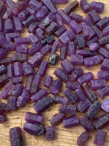 Ruby rough for jewellery - rough,