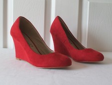 Lovely ladies red faux-suede wedges from Timeless, size 5 (Eur 38) – BNWOB
