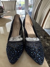 Brand New Without Original Box. Lunar Elegance Dress Shoes Size 5