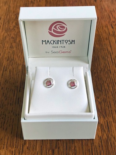 Sea gems mackintosh rose - sea,