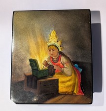 Vintage Russian Fedoskino