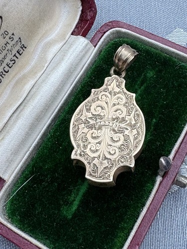 Antique shield shape - shield, gold