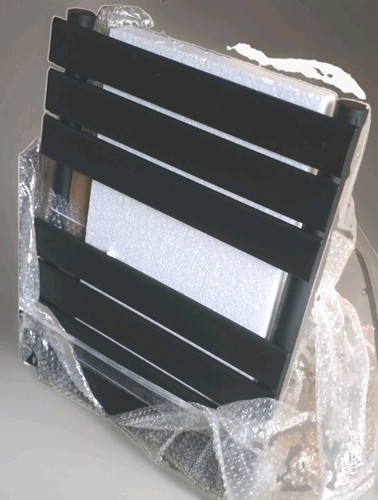 Flat panel heated ladder - flat, towel