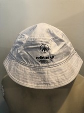RETRO ADIDAS BUCKET HAT ONE