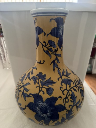 Vintage stem vase - vintage, vase,