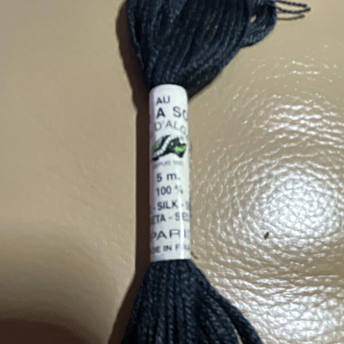 Ver soie silk embroidery - au,