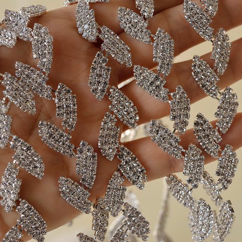 Leaves shape rhinestone trims - ,