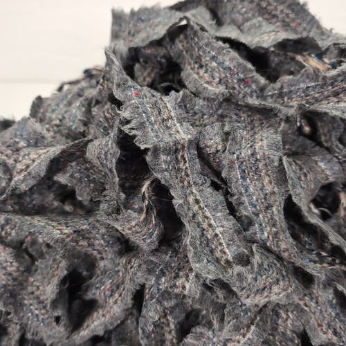 910g wool selvedge - wool, yarn