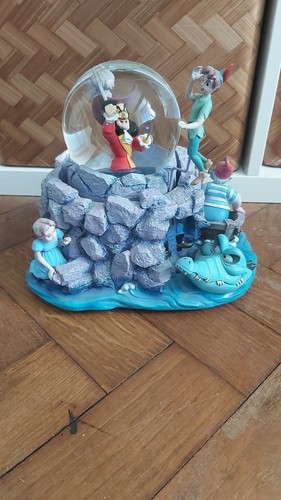 Snowglobe disney peter pan - snowglobe,