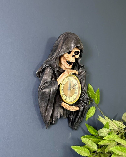 Gothic wall hanging - wall,