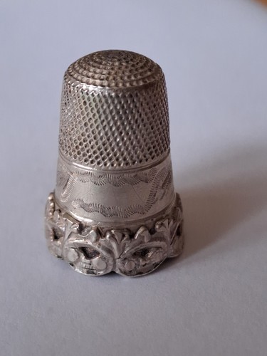 Antique silver thimble - antique, with