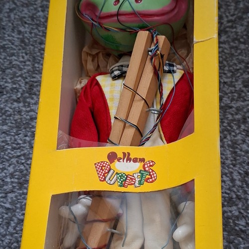 Pelham vintage marionette - pelham,