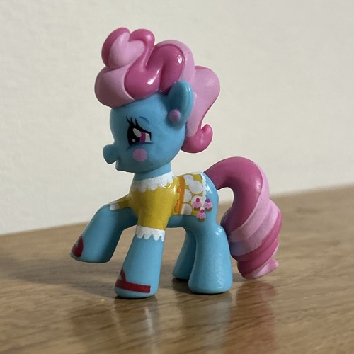 Little pony mini figures - little, g4