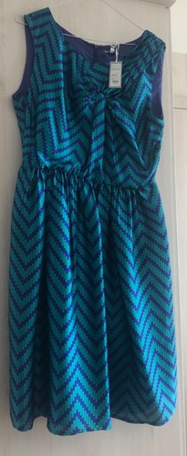 Pretty blue green untold - pretty, blue/green