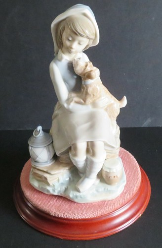 Retired lladro figurine girl - lladro,