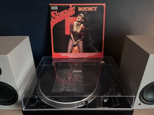 Sounds bouncy decca - sounds,