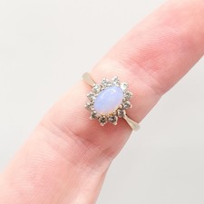 Vintage 9ct Gold Opal Cluster