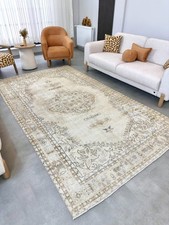 Neutral Vintage Turkish Oushak