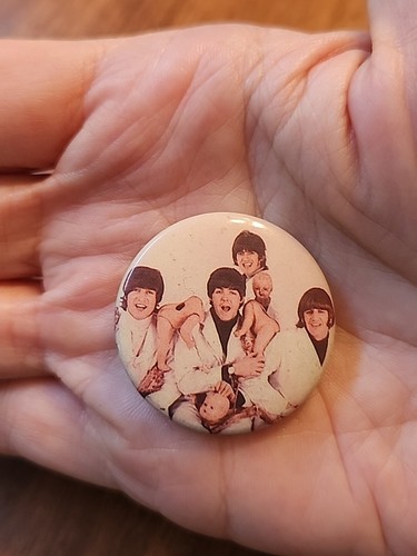 Diameter beatles pin - 1.25",