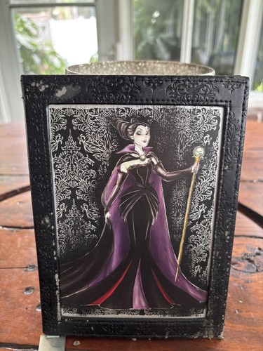 Disney villains designer - disney,