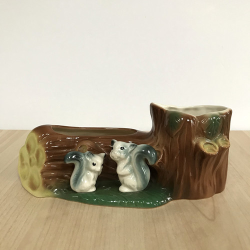 Hornsea pottery squirrel posy - squirrel,