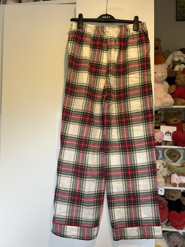 Red white checked - &,