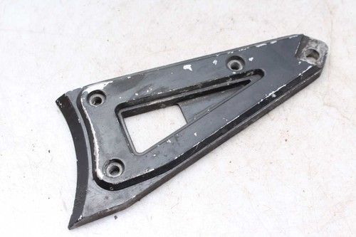 Footrest retaining plate left