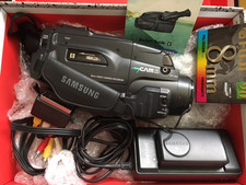 Samsung VP-K80/85 8mm  Camcorder with battery, connectors and film cassette
