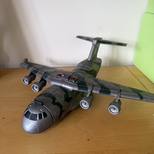 Chap mei millitary cargo jet - mei,