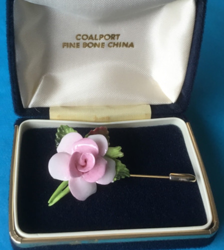 Vintage boxed coalport - boxed, bone