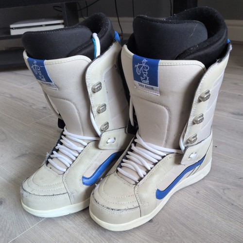 Vans snowboarding boots size - snowboarding, 9