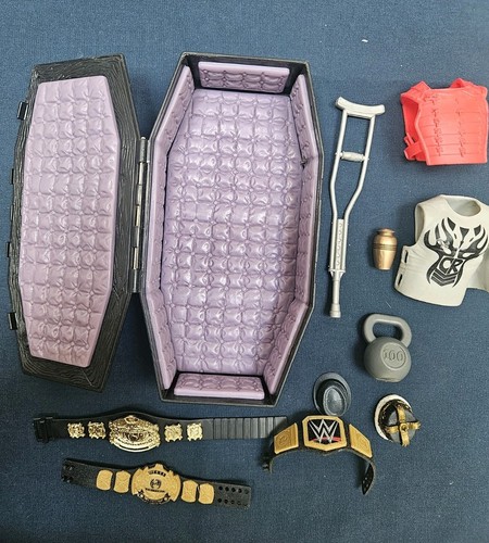 Wwe wrestling figure - wwe,