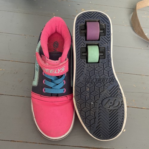 Kids heelys size 2 - heelys,