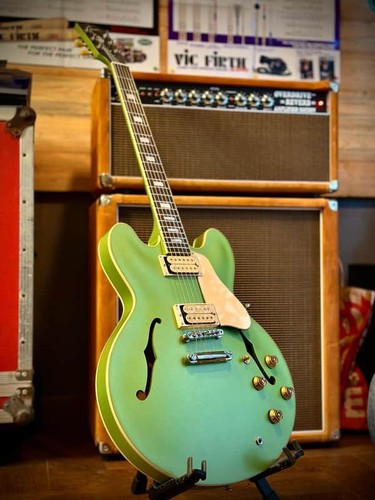 Gibson 335 figured satin - es-335,