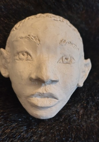 Porcelaine handmade small mask - porcelaine,