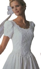 1980s Round Neck Puff Sleeve