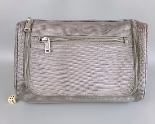 Tumi travel bag - toiletries, /