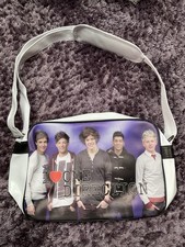 ONE DIRECTION - 1D - WHITE -