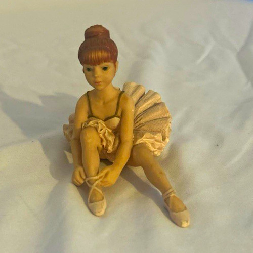 Ballet ballerina figurine - ballet,