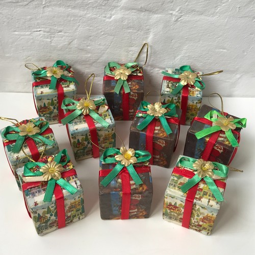Vintage traditional paper - traditional,